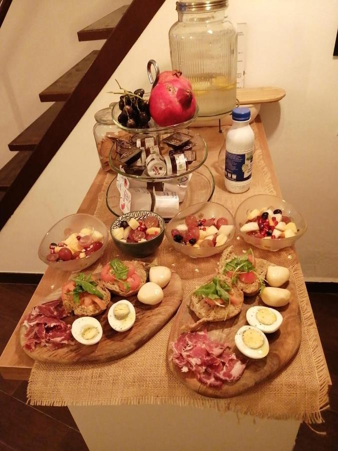 Borgo Fontana B&B Bari Eksteriør bilde